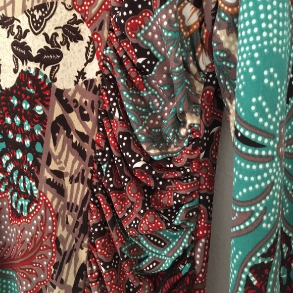 Monroe & Main Abstract Media Top. - Picture 1 of 11